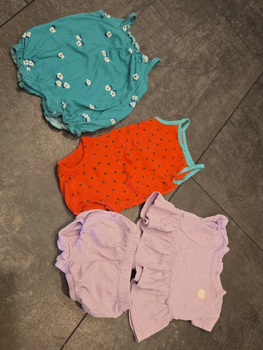 Carters 3 Month Like New 3 Summer Outfits